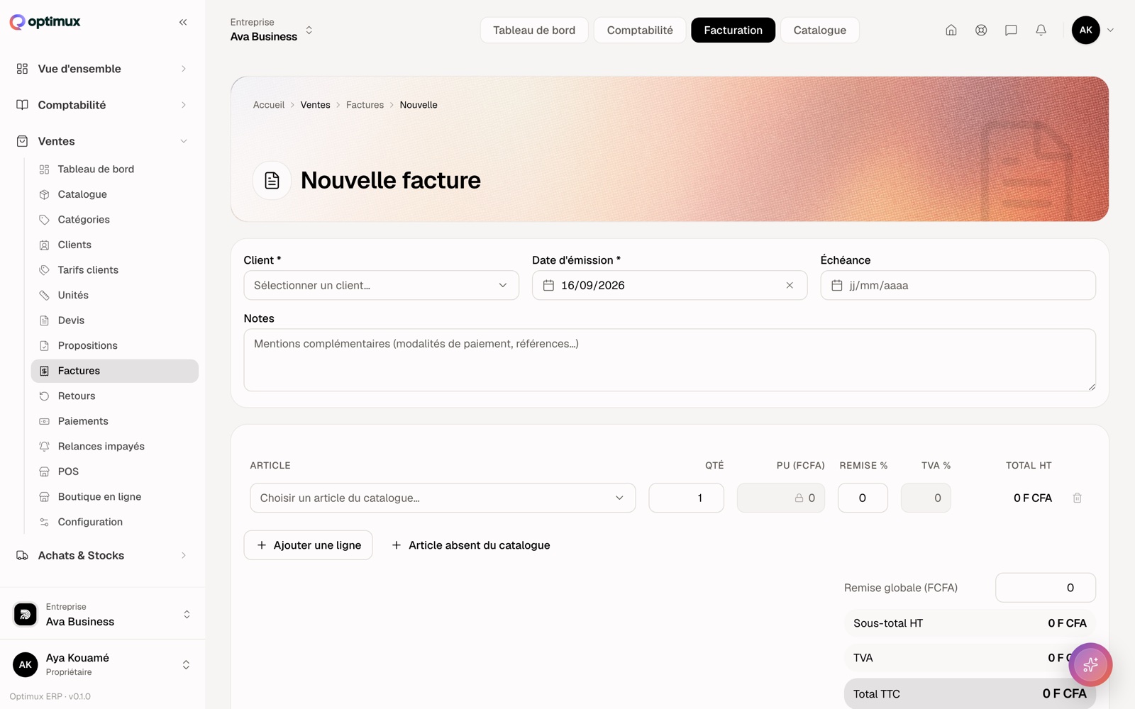 L'écran « Nouvelle facture » : le client et les dates en haut, les lignes en dessous.